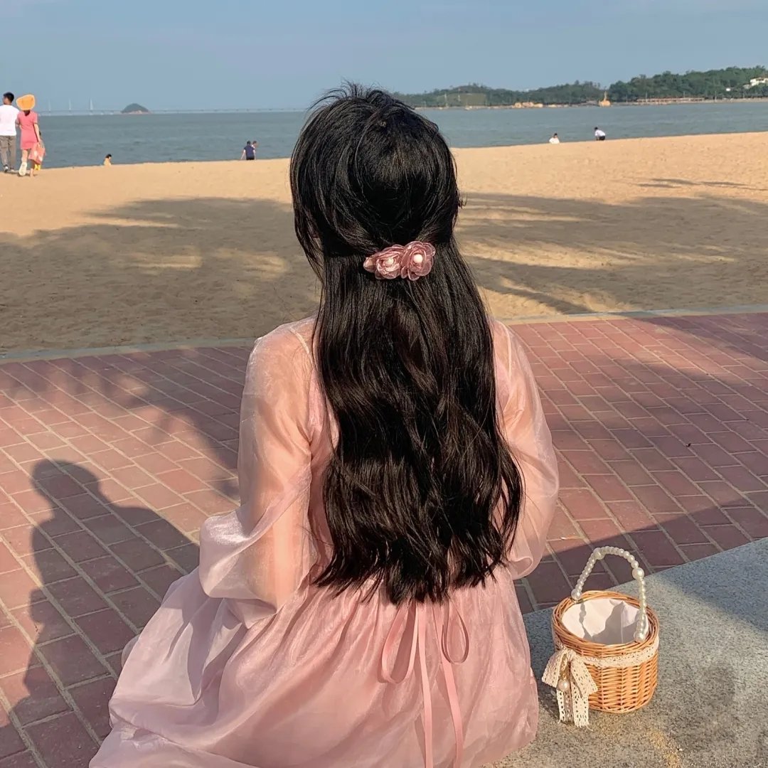 飞女黛丝